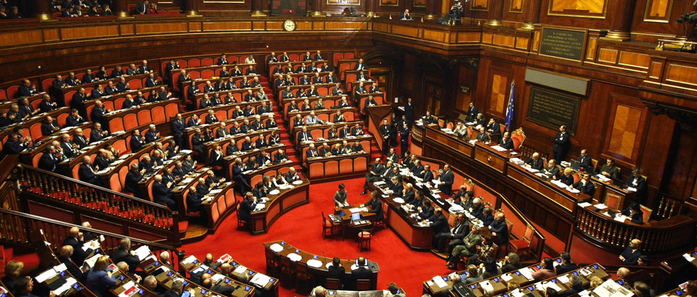 Doppi incarichi: tutti i politici bresciani e mantovani