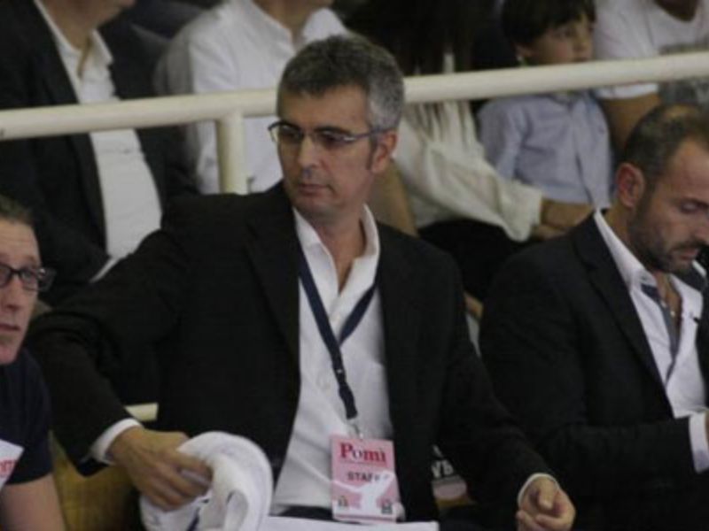 Luciano Toscani comparsa da Amadeus