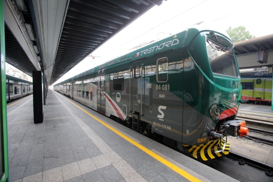 Trenord ritardi, dopo dossier segreto Sorte gela M5S: “La Regione non c’entra”