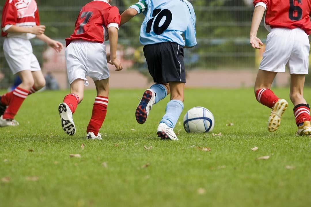 Insulti razzisti e rissa durante la partita di calcio