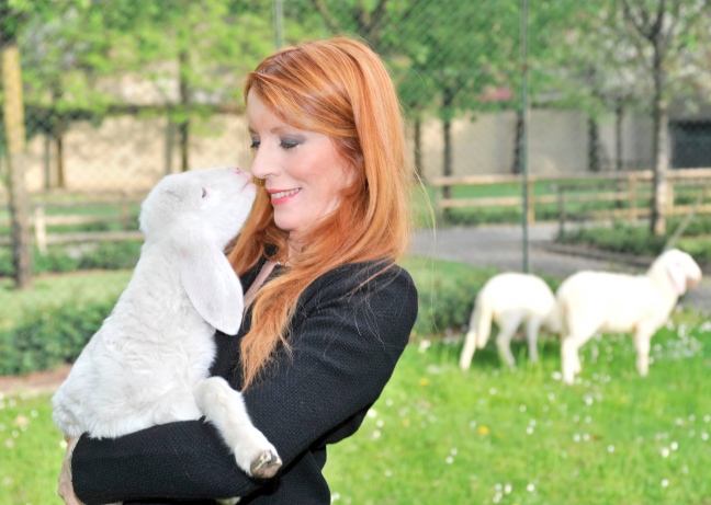 Pasqua vegana | crociata di Michela Vittoria Brambilla contro la strage degli agnelli