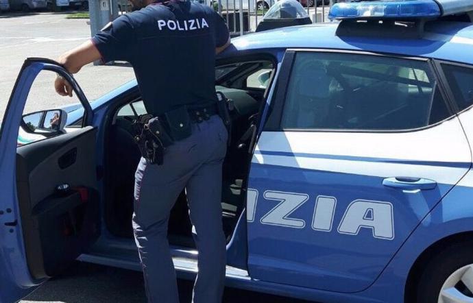 Molestie telefoniche alla datrice di lavoro, denunciata 20enne