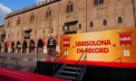 Sbrisolona record in piazza Sordello FOTO