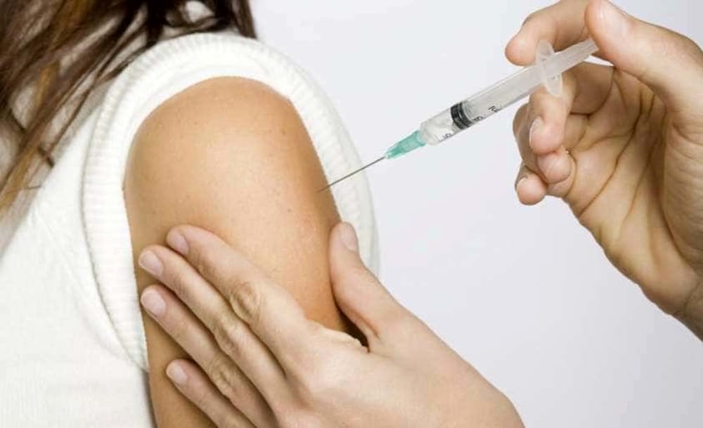 Vaccini, oggi scadono i termini per le comunicazioni alle Asl. Multe in vista?