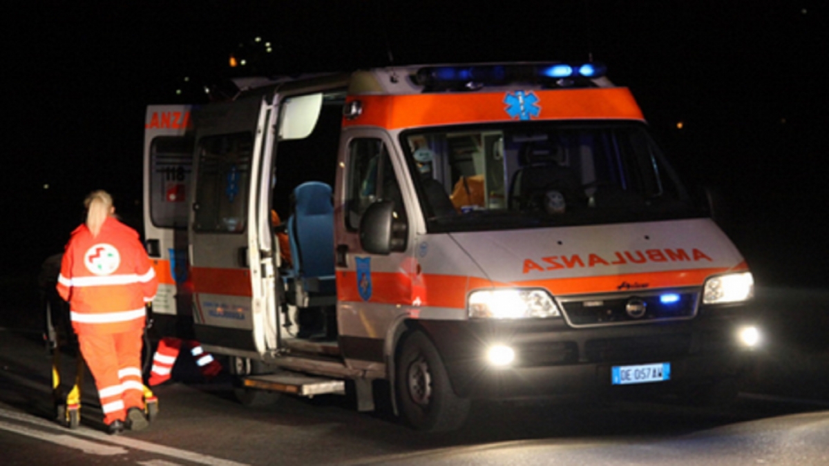 Infarto in discoteca, 60enne in condizioni critiche