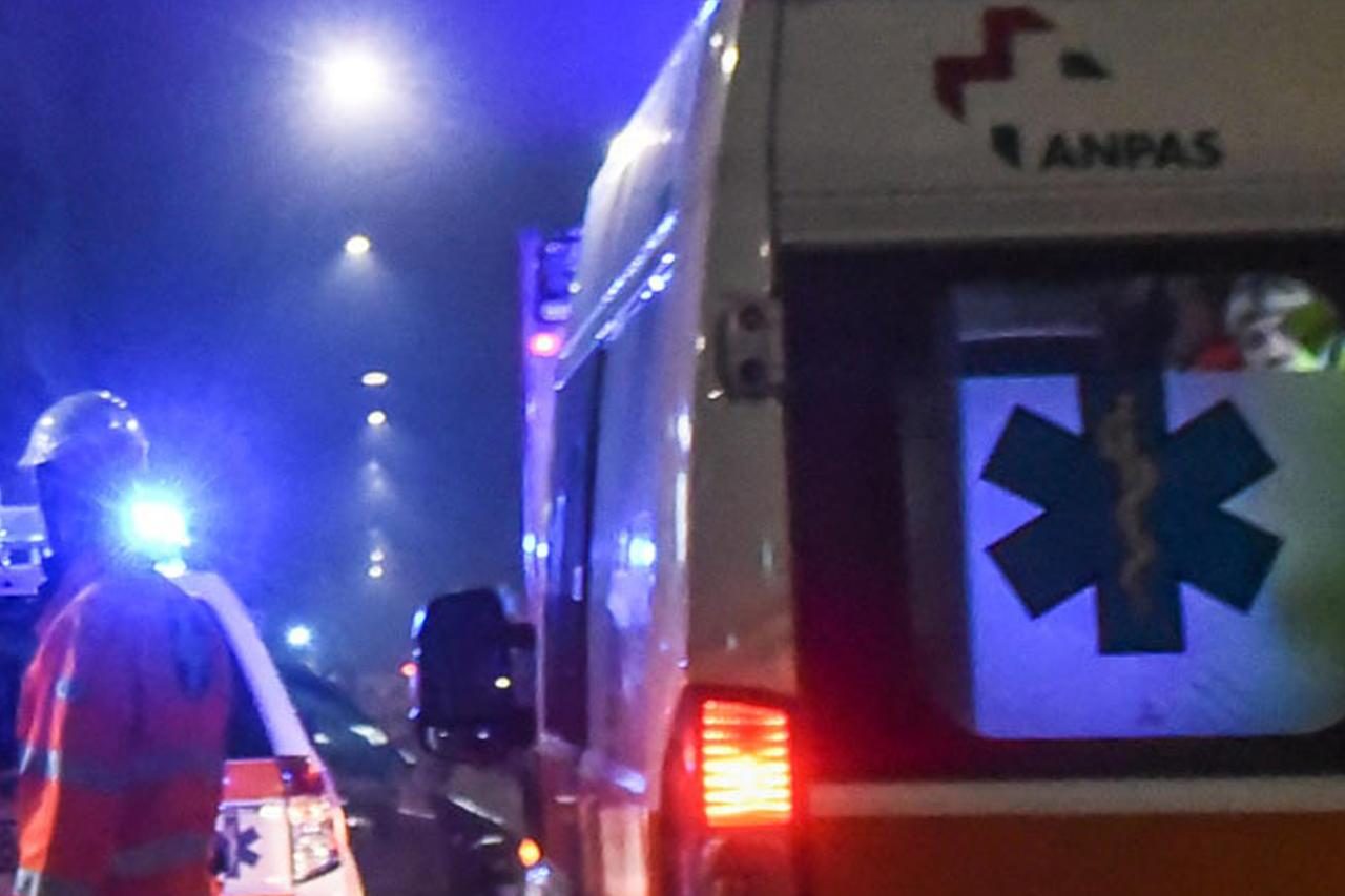 Ciclista investito, 37enne in ospedale SIRENE DI NOTTE