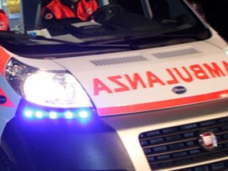 Aggressione a Mantova, 25enne in ospedale SIRENE DI NOTTE
