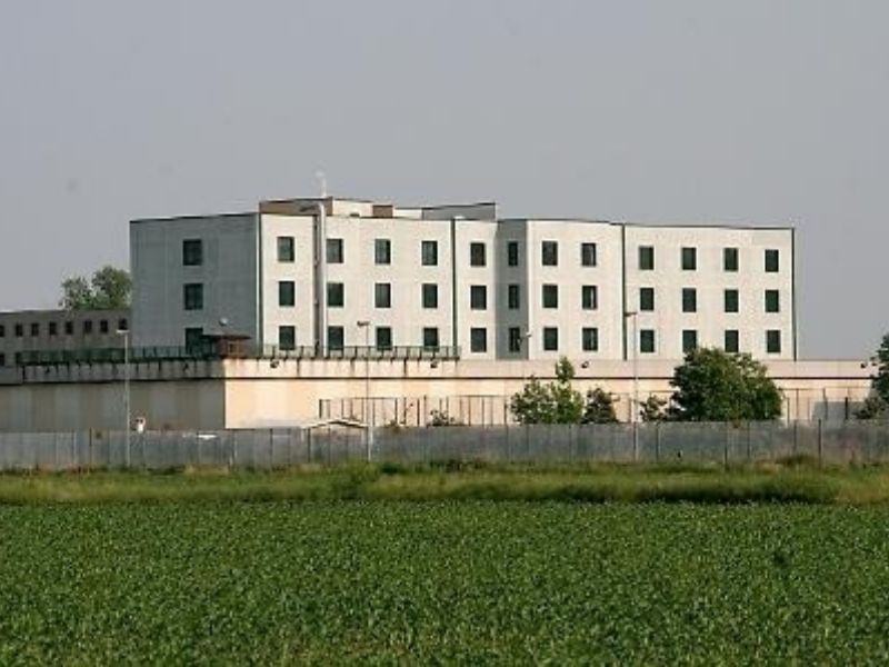 Trovato morto in carcere, alcoltellò la ex convivente