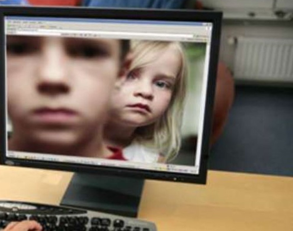 Pedofili in rete indagati 3 mantovani