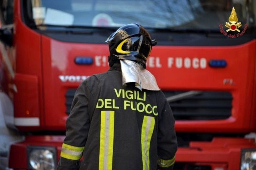 Ritardi e variazioni treni per un principio d’incendio BINARI E STRADE