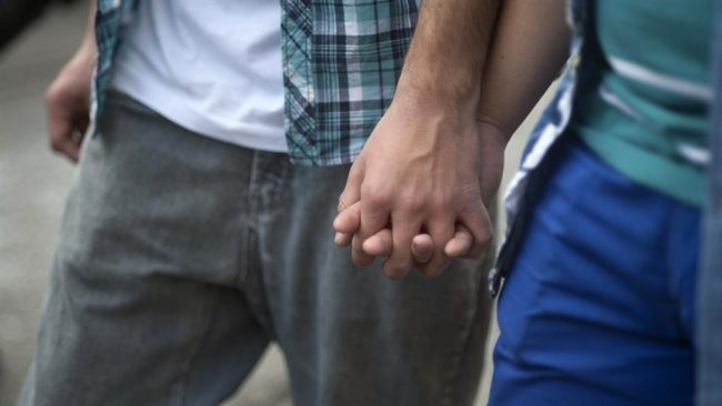 Coppia gay aggredita, di nuovo