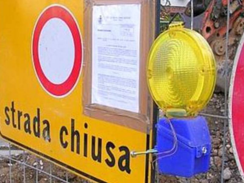Interruzione della provinciale 33 a Commessago