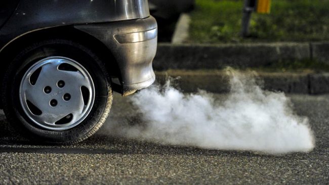 “Chi usa poco l’auto non inquina”. Niente limitazioni diesel per meno di 5mila km annui