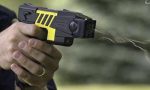 Sicurezza, ora il taser anche alla Polizia locale