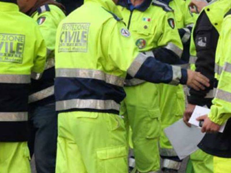 Piena del Po minaccia la Biblioteca Monastica del Polirone e un’azienda chimica