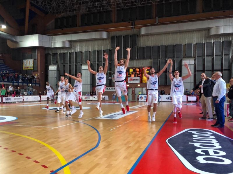 Pompea Mantova: esordio con vittoria al PalaBam