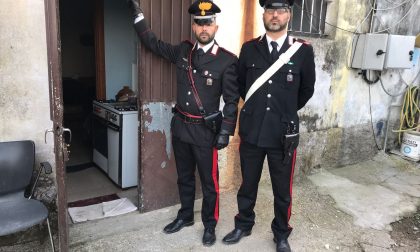 Occupazione abusiva e manomissione del contatore: arrestato 46enne