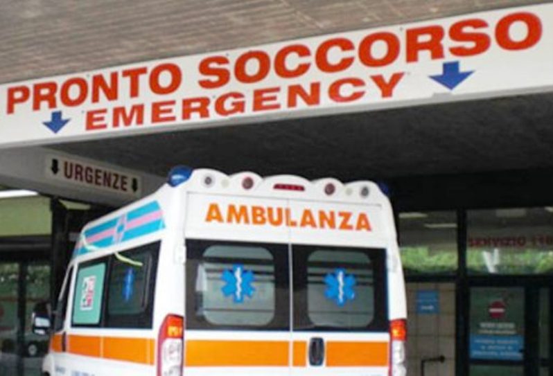 Insulti al Pronto Soccorso: al Poma compare un cartello come deterrente