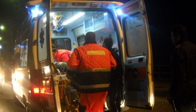 Soccorso 15enne per malore SIRENE DI NOTTE