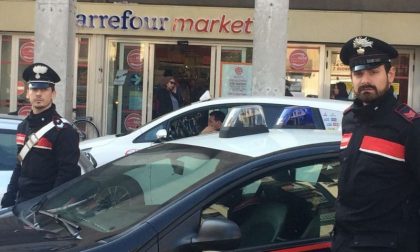 Valigetta rubata in auto, due denunciati per rapina