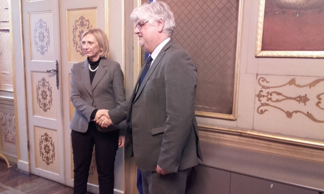 La “nuova Prefetta” ha le idee chiare: “La porta di casa non si lascia più aperta nemmeno a Mantova”