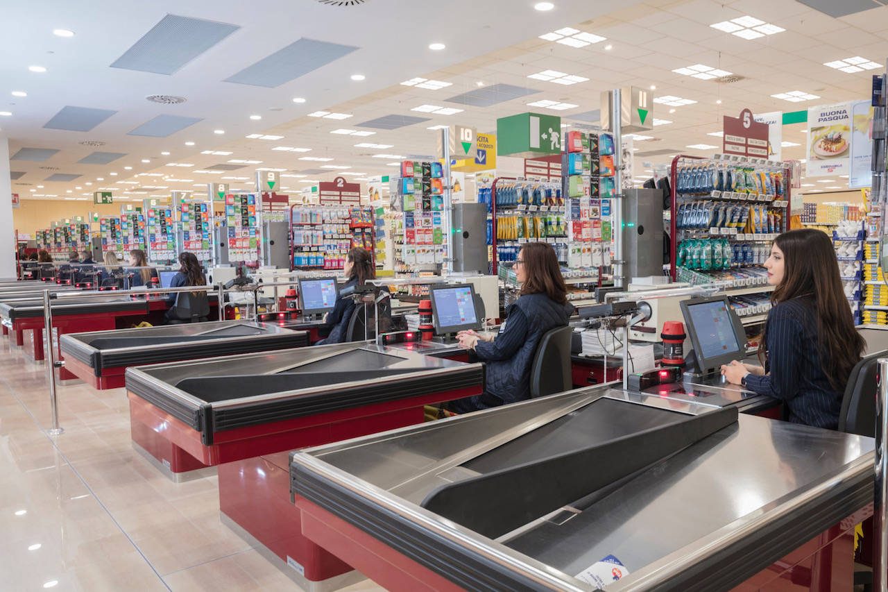 Job Day Esselunga: un centinaio di posti disponibili per la sede in Piazza Mondadori
