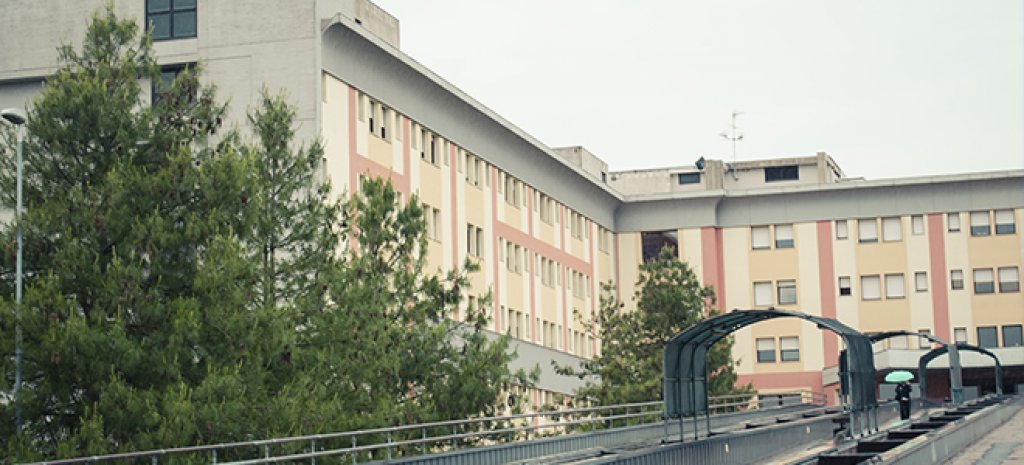 Muore dopo una settimana dal malore: 53enne lascia moglie e figlio di 4 anni