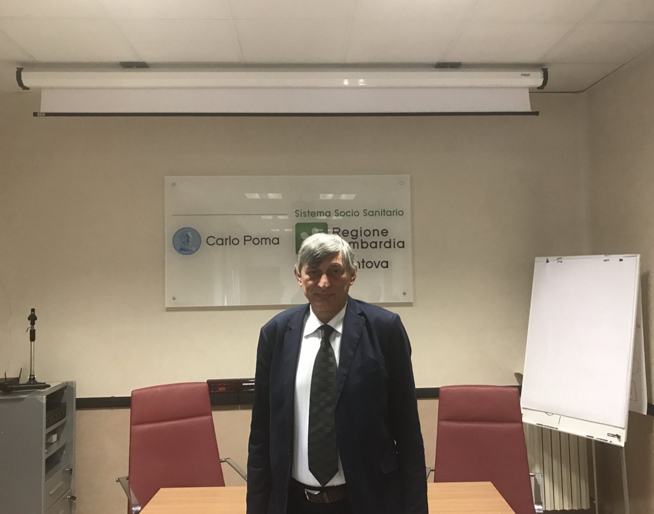 Nuovo direttore generale ASST di Mantova: insediamento ufficiale di Raffaello Stradoni