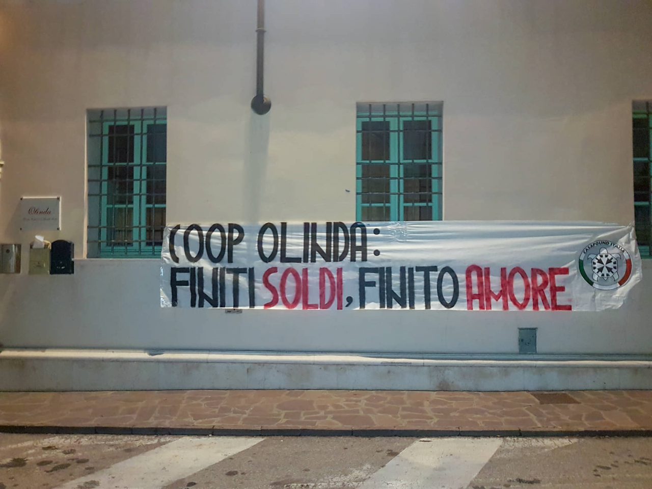 Casapound contro cooperativa Olinda: “Lucrate sul denaro pubblico con la scusa dell’accoglienza”