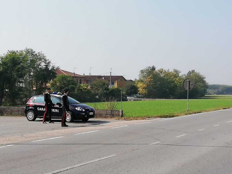 Finti finanzieri truffano anziana: portati via soldi e preziosi