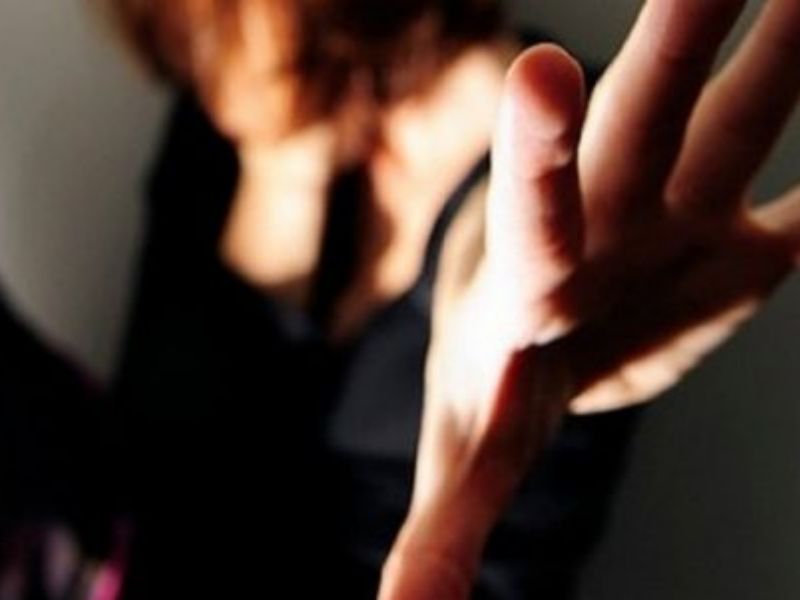 Dalle violenza psicologica a quella fisica: arrestato stalker 36enne