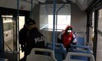 Controlli della Polizia a bordo degli autobus mantovani: 28 multe e 30 identificazioni in una settimana