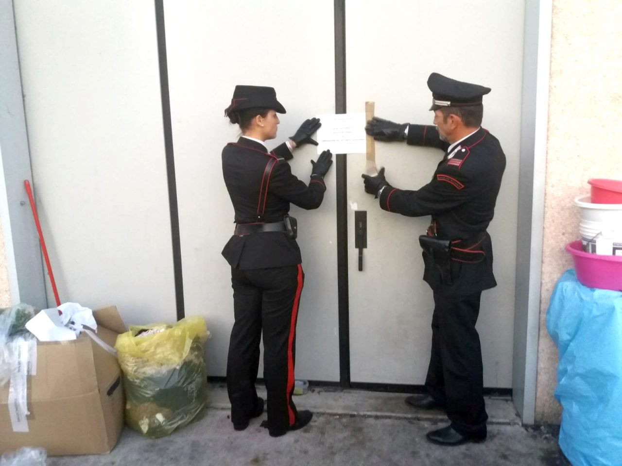 Clandestini Roverbella: arrestato titolare di un laboratorio tessile