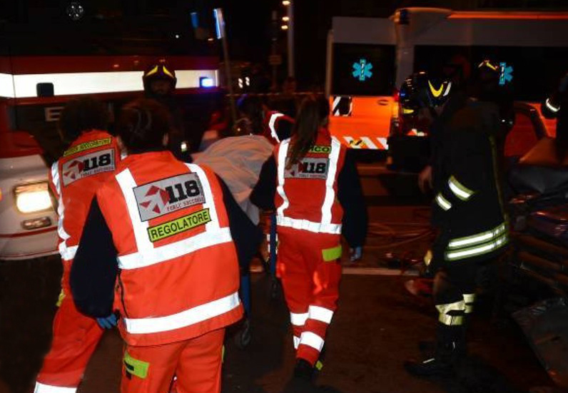 Nella notte un infortunio sul lavoro e un malore SIRENE DI NOTTE