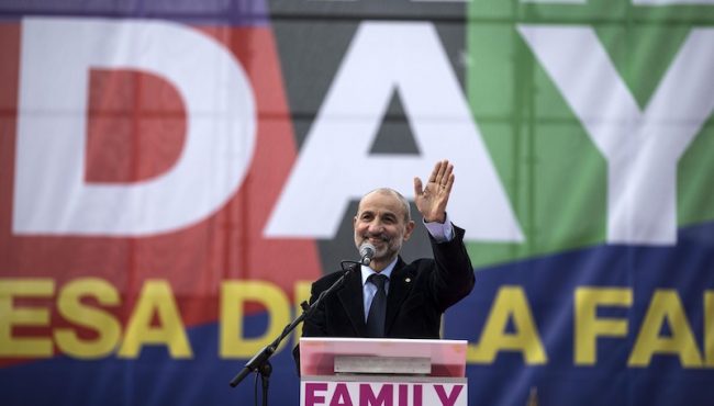 Congresso delle famiglie Verona, colpo di scena: la figlia dell’organizzatore Gandolfini protesta contro di lui