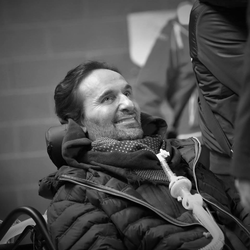 Addio commosso a Marco Sguaitzer, l’ex calciatore affetto da Sla