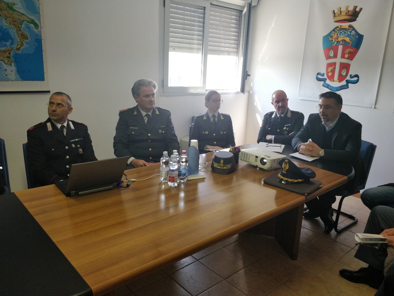 Cinque Continenti Castiglione: forze dell’ordine e Comune rinnovano il quartiere VIDEO