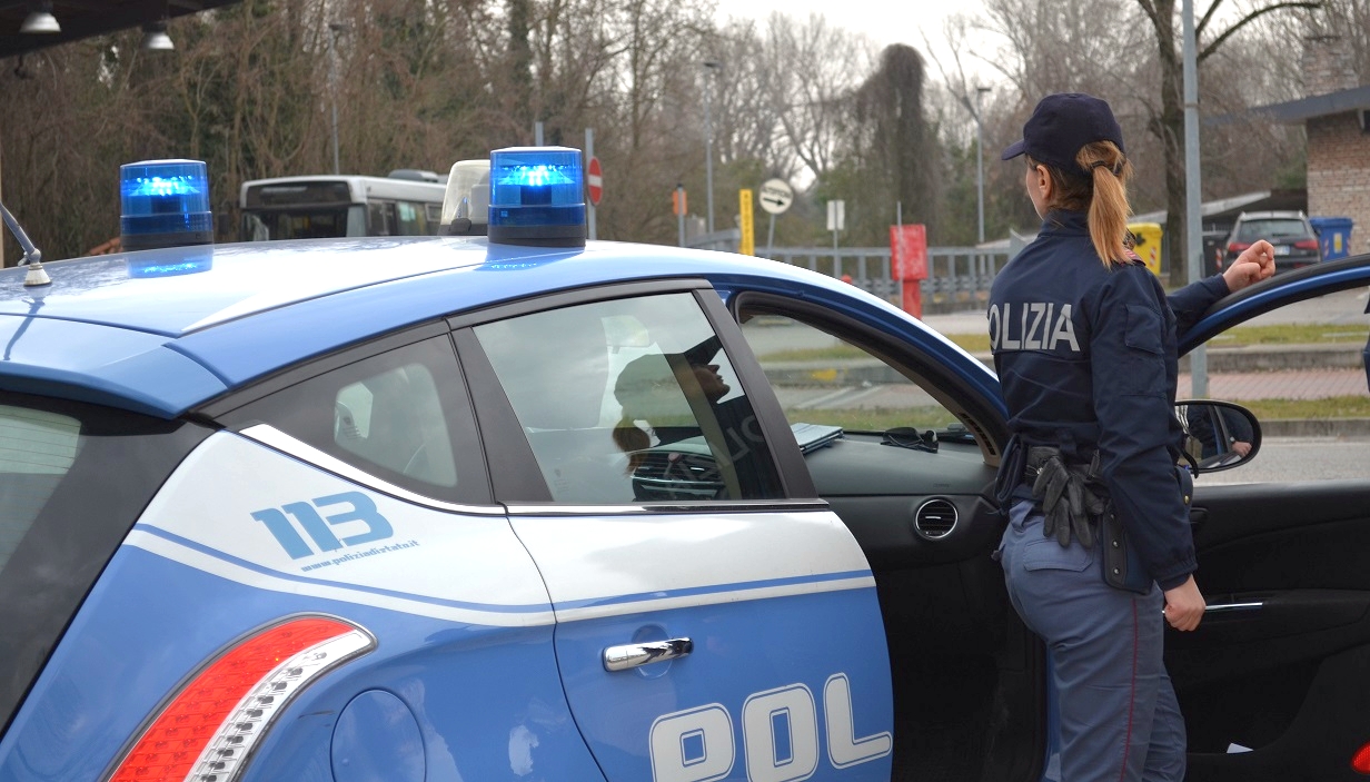 Botte alla convivente: a Mantova arrestato 26enne