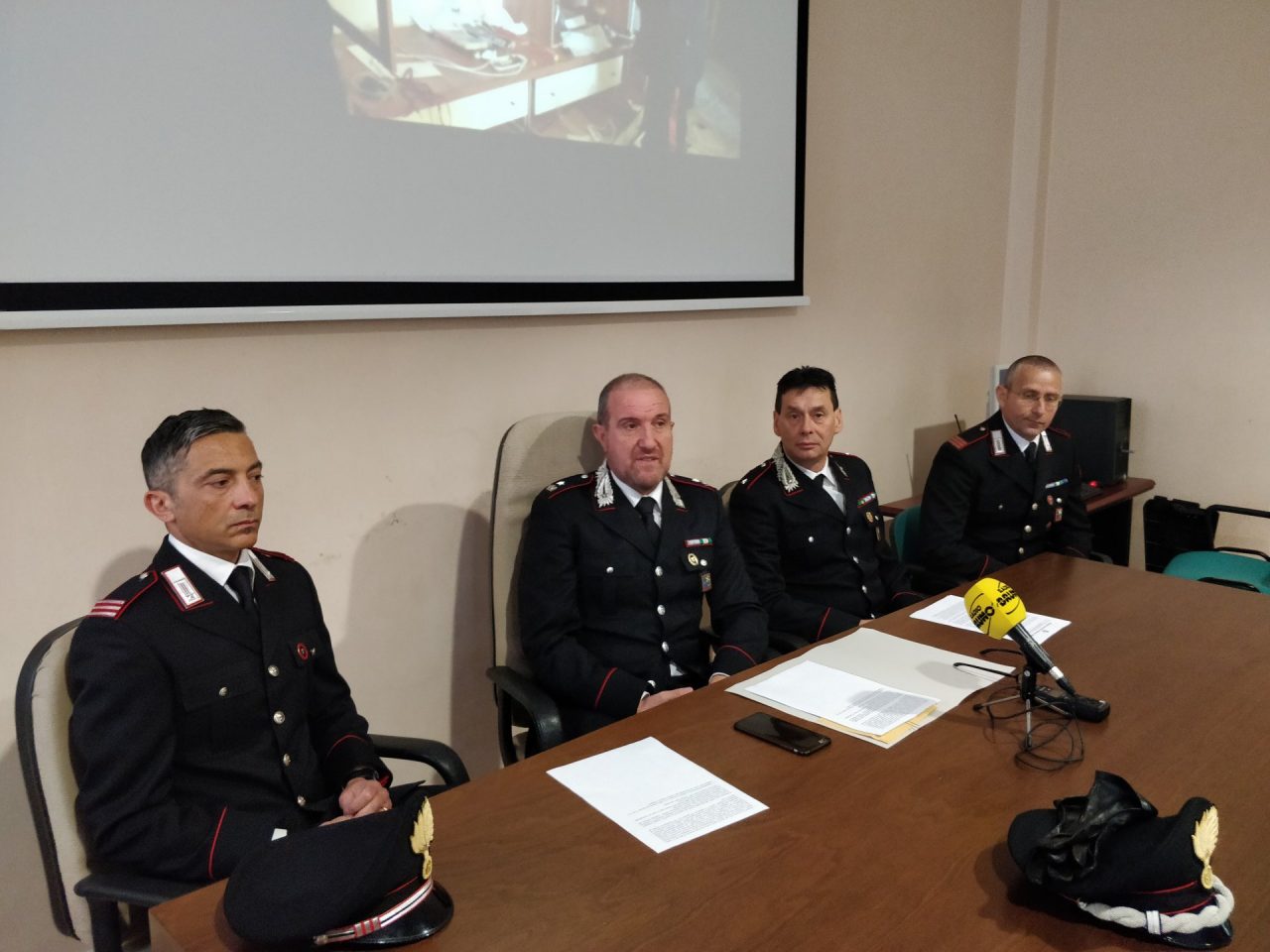 Maxi blitz ai Cinque Continenti di Castiglione: in carcere 7 pusher VIDEO