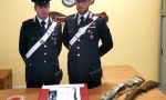 Cocaina, due fucili, un coltello: a Ostiglia 34enne nei guai