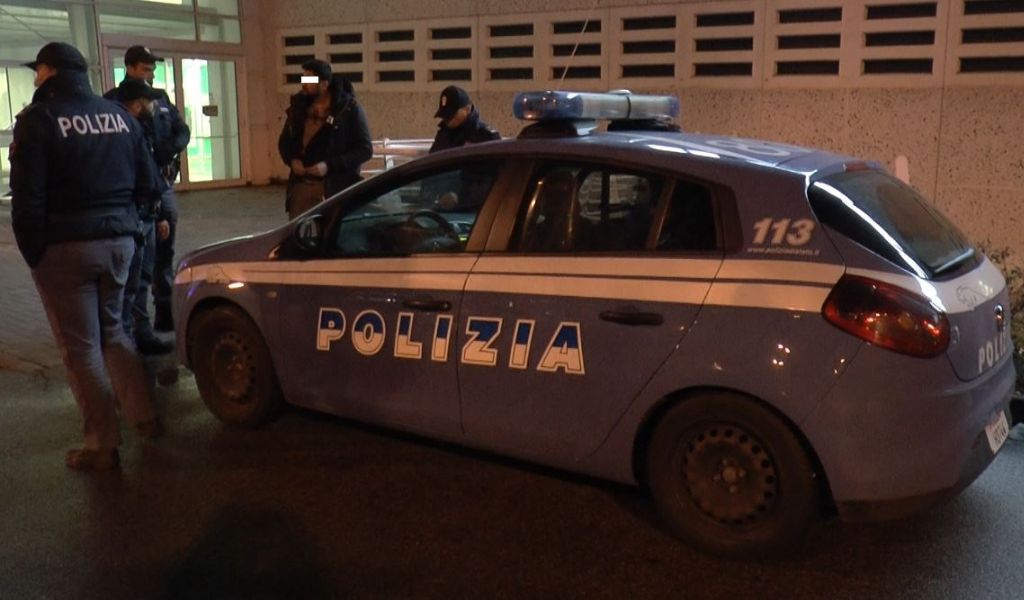 Molesta studentessa minorenne in gita, denunciato 30enne