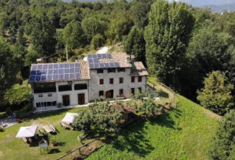 Rivoluzione per gli agriturismi: troppi i posti letto e limiti sui vini extraregionali