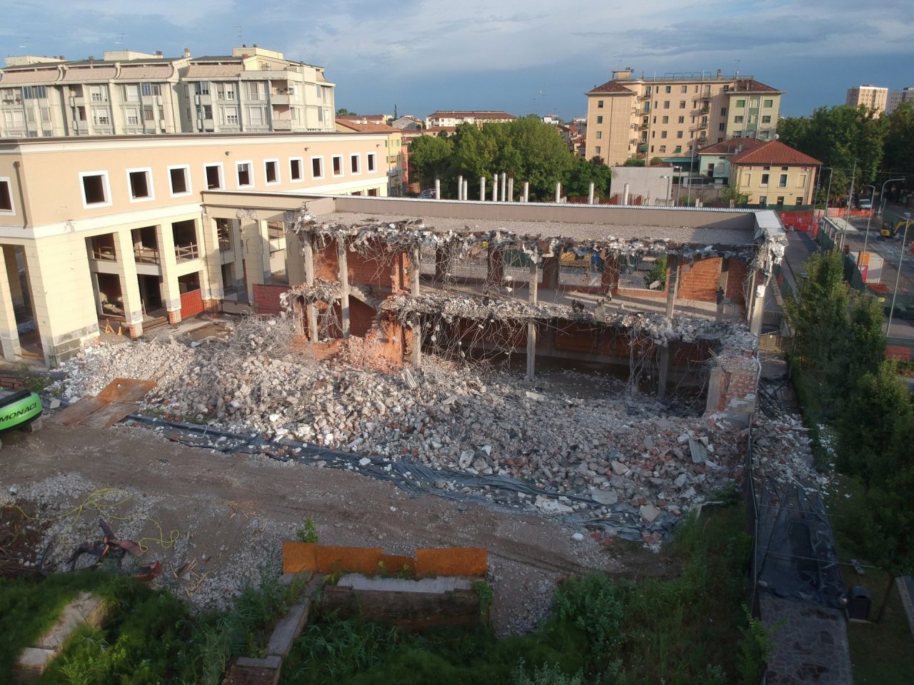 I lavori nella zona Mondadori, vicino al Mamu