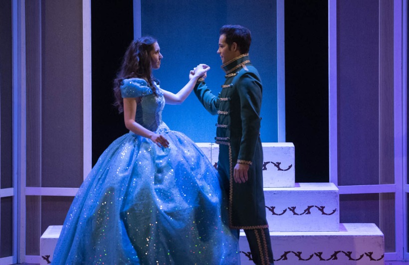 La storia senza età di Cenerentola incanta Asola