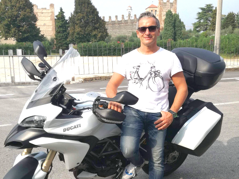 Schianto tra moto e auto: muore un 44enne di Felonica