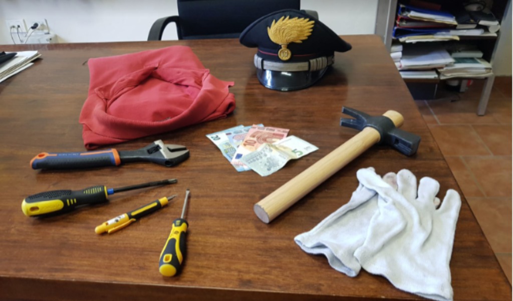 Mantova, 57enne senza fissa dimora arrestata per furto aggravato