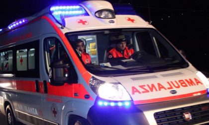 Cade dalla moto, 40enne trasportato in ospedale SIRENE DI NOTTE