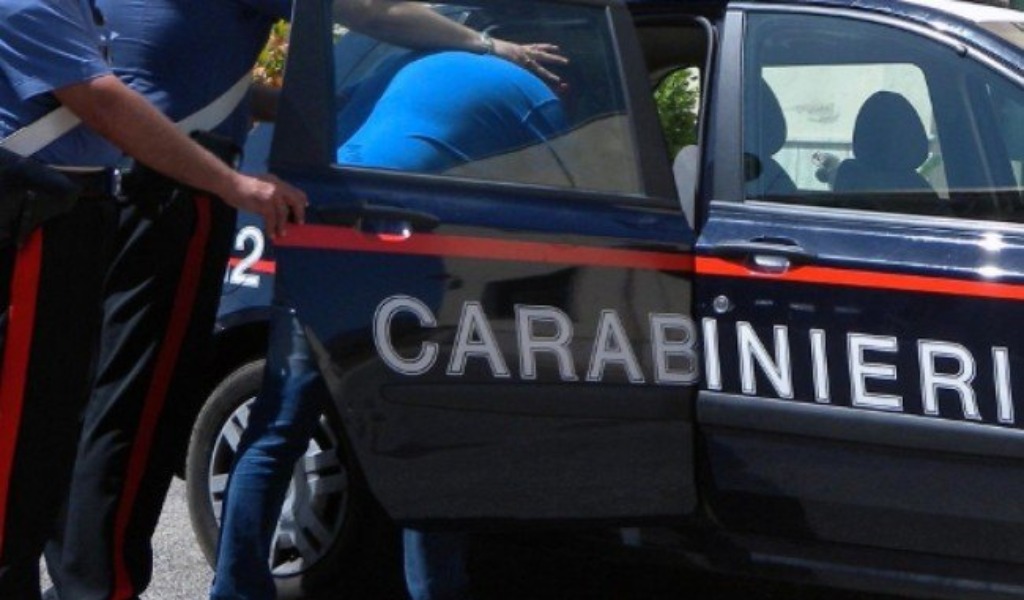 Buste paga false, sfruttamento e minacce ai dipendenti: 3 arresti a Castelgoffredo
