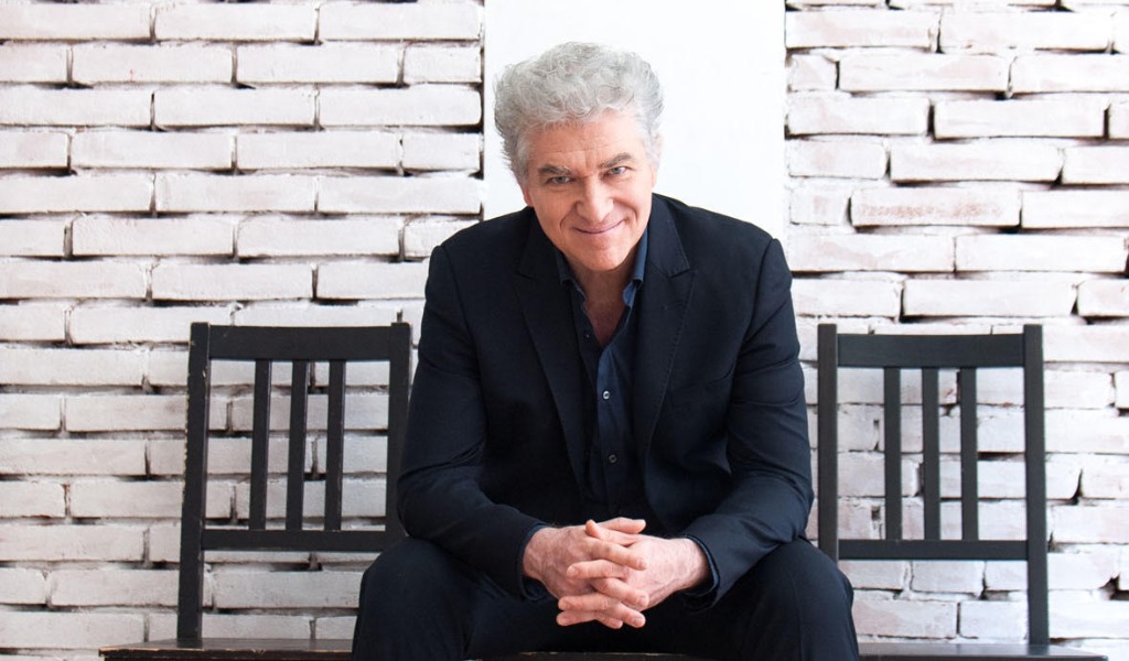 Gioele Dix a Mantova tra libri e show, prontissimo per il Festivaletteratura