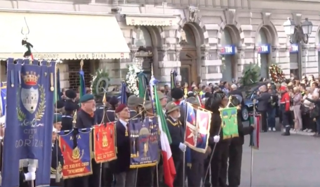 La Questura di Mantova ricorda i due agenti uccisi a Trieste